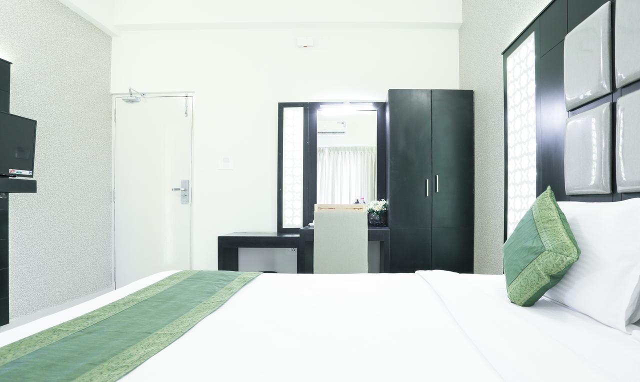 Treebo Emirates Residency Hotell Chennai Exteriör bild