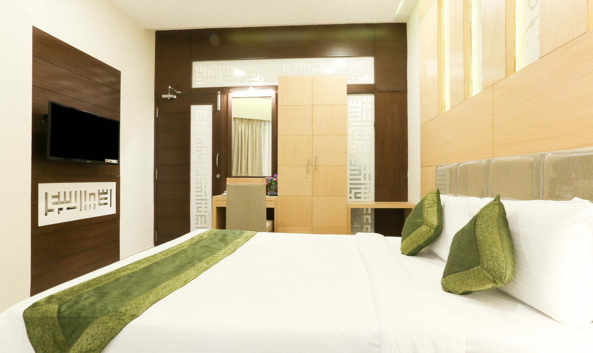 Treebo Emirates Residency Hotell Chennai Exteriör bild