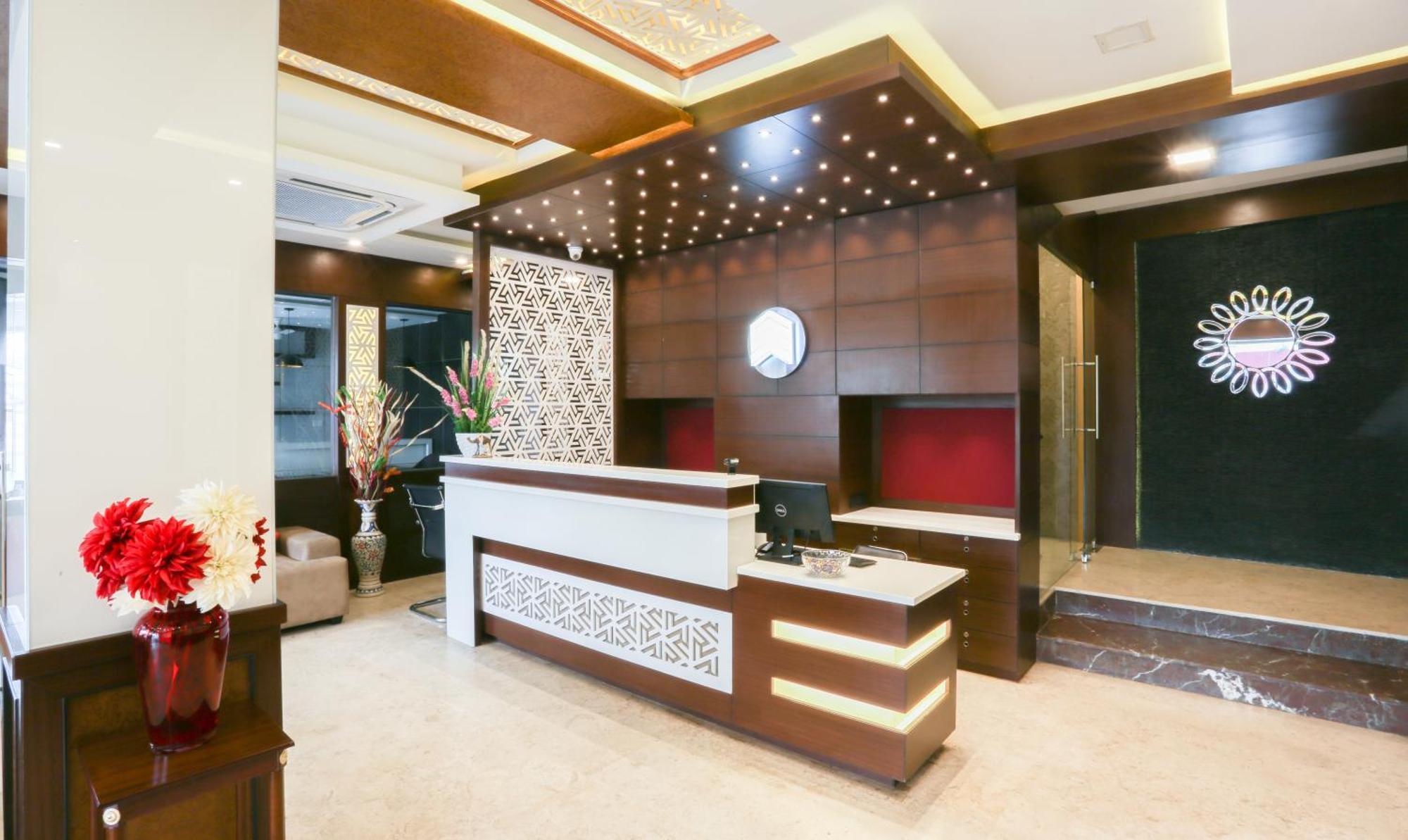 Treebo Emirates Residency Hotell Chennai Exteriör bild
