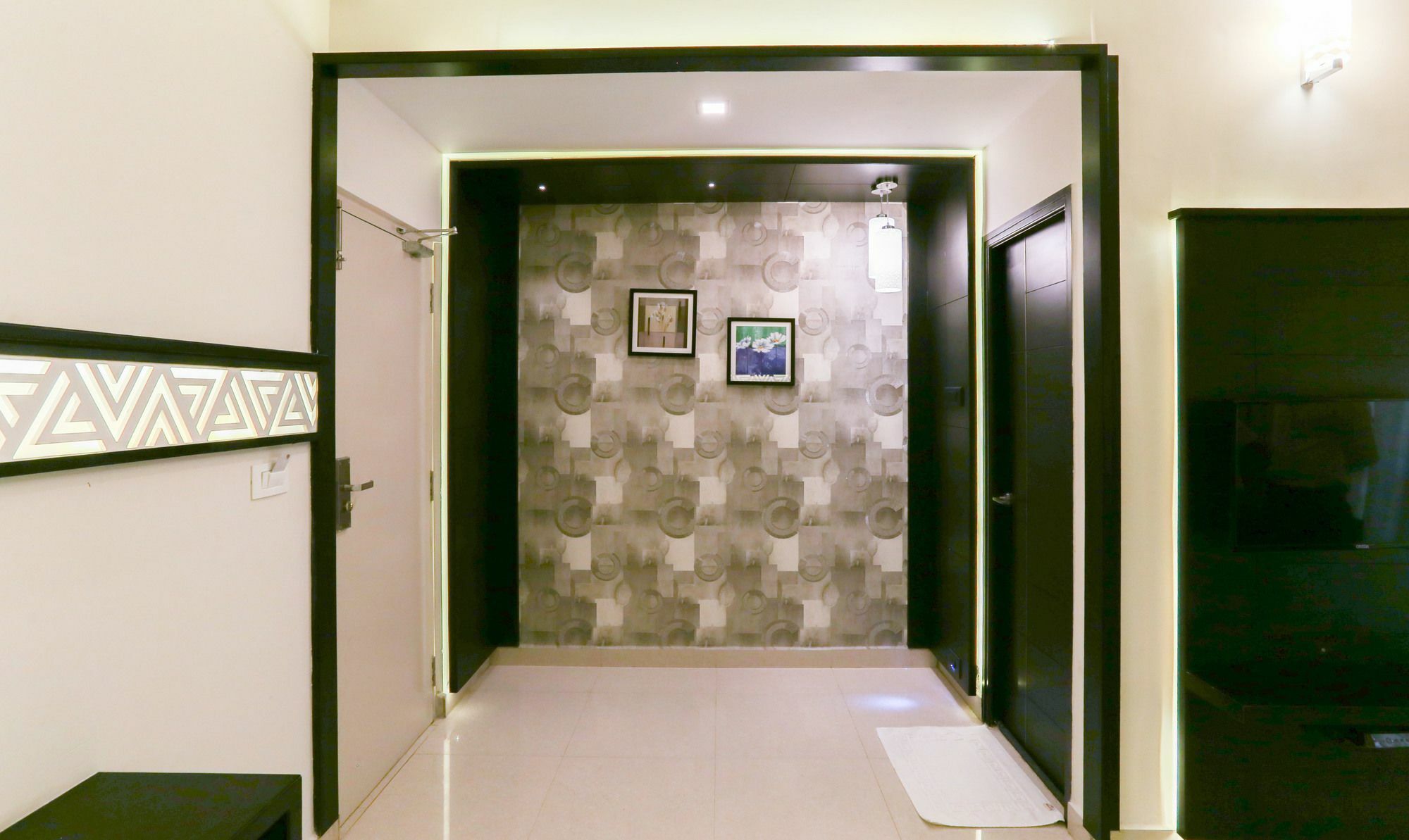 Treebo Emirates Residency Hotell Chennai Exteriör bild